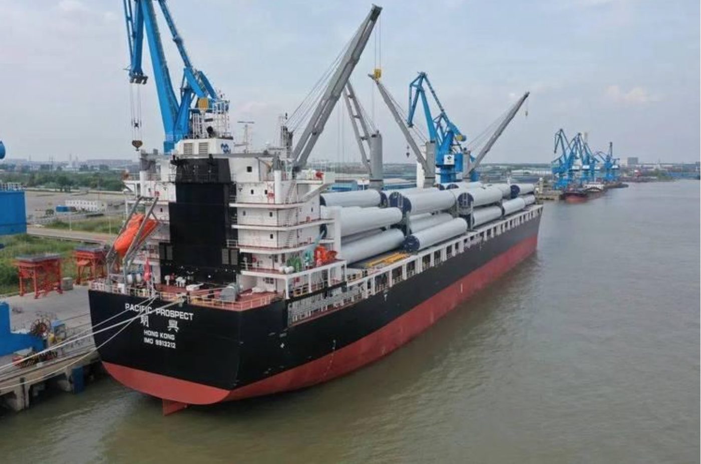 Breakbulk vessel